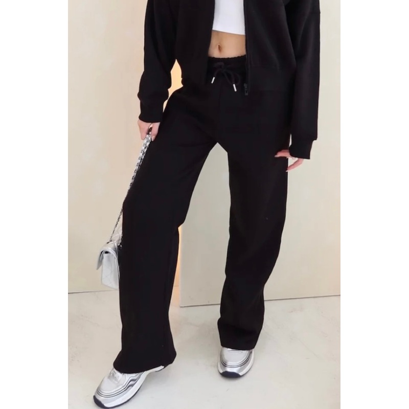 Milly black straight leg jogger