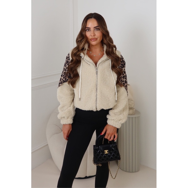 Laurel cream leopard teddy fleece