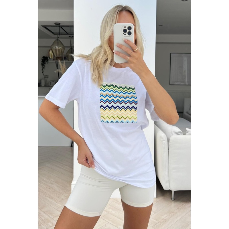 zigzag white & multi printed tee