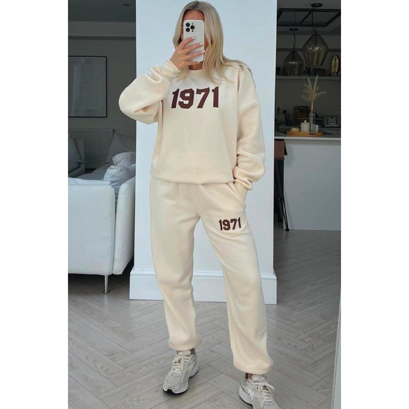 1971 Ecru embroidered sweater loungewear set