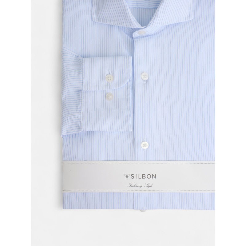 Light blue mid-stripe dress shirt