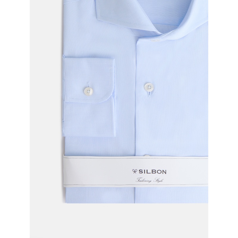 Structured light blue dress shirt