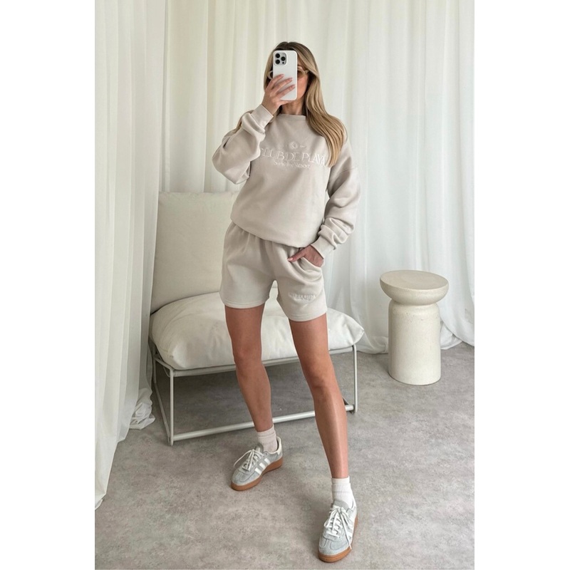 Club de playa bone embroidered sweater shorts loungewear