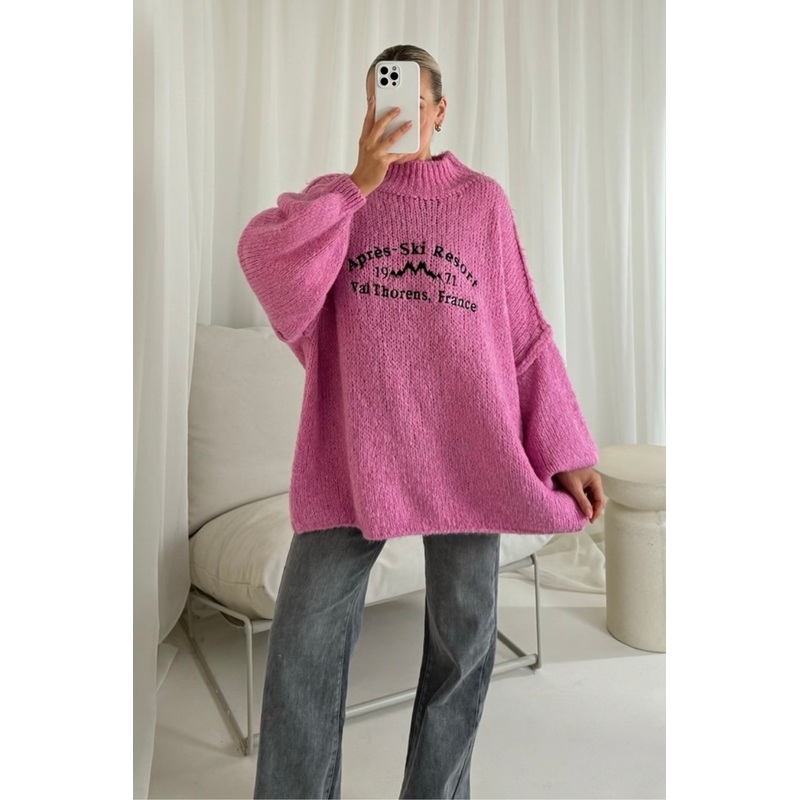Apres ski pink embroidered oversized knit jumper