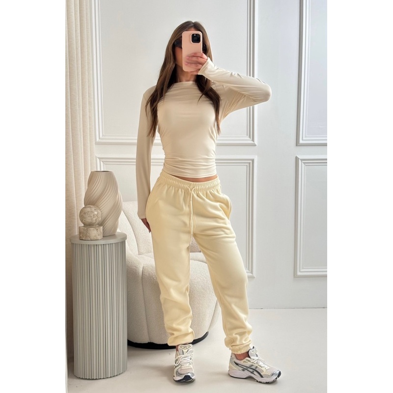 Addison cream long sleeve top & jogger set