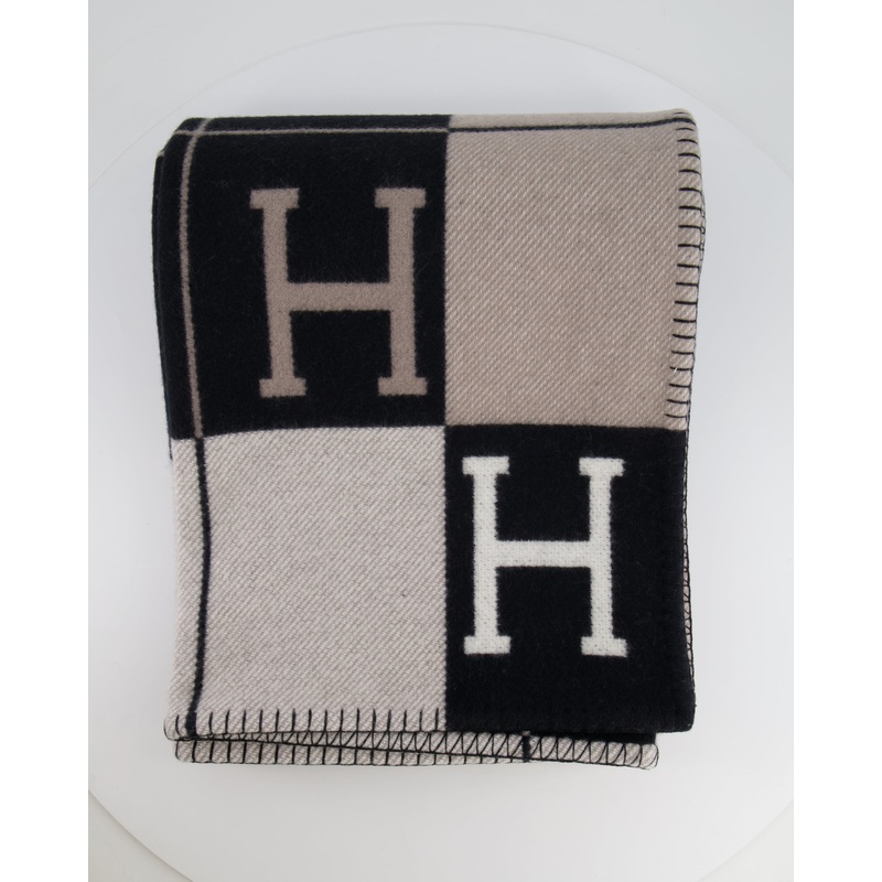 Herms Ecru and Black Cashmere Avalon III Throw Blanket RRP 1,600