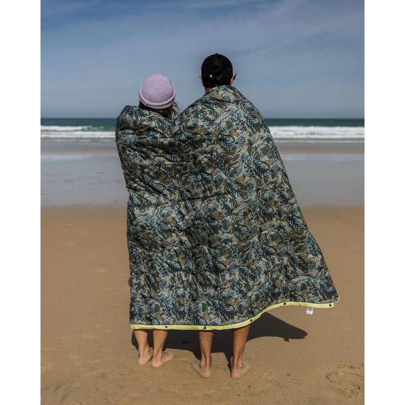 Van Recycled Ripstop Blanket - Abstract Seaweed Pistachio