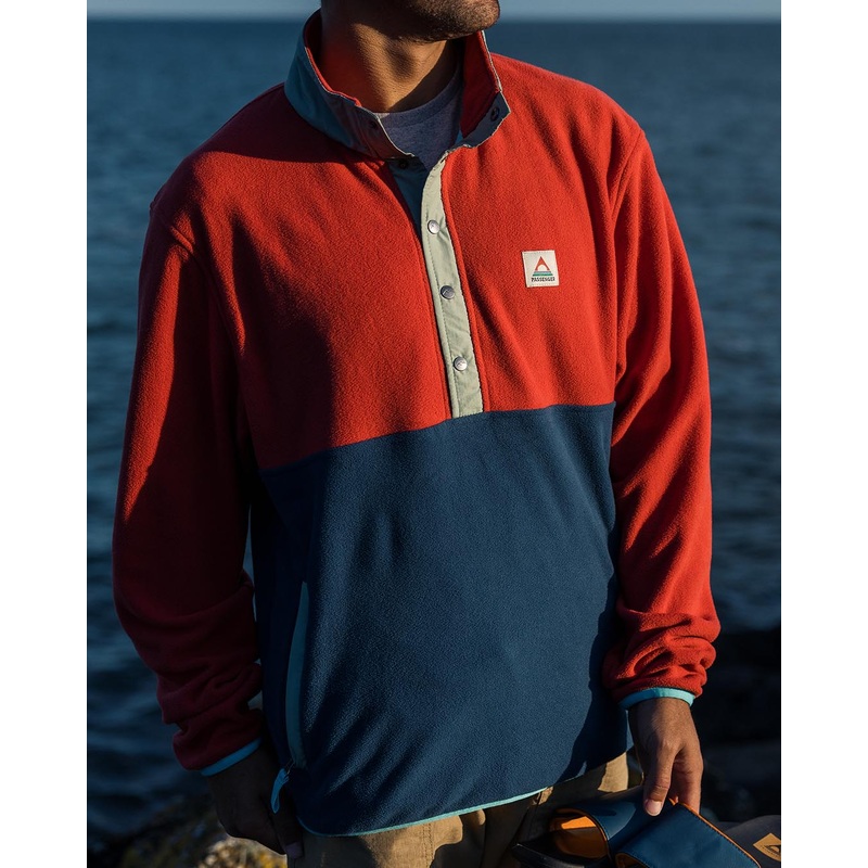 Adrift Recycled Polar Fleece - Cardinal/Dark Denim